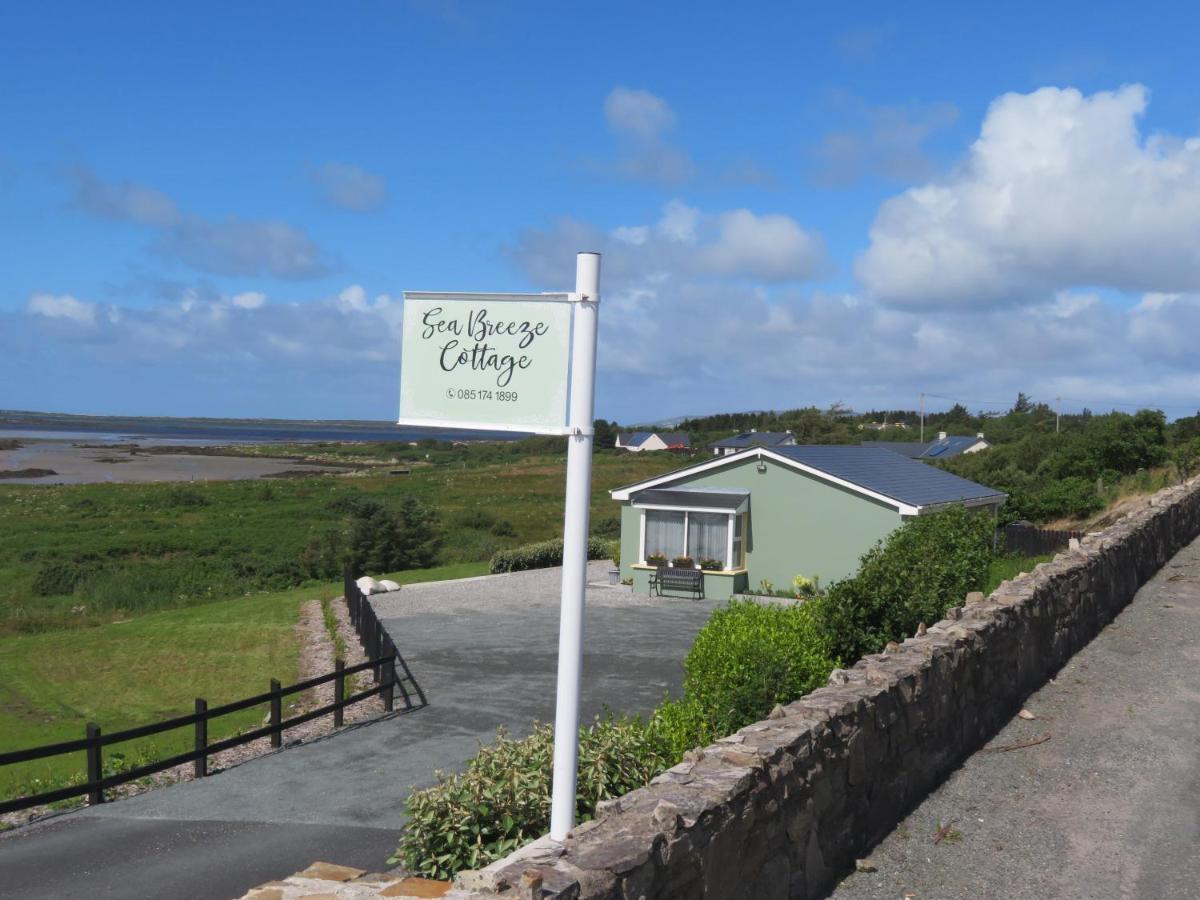 Sea Breeze Cottage Dungloe Bagian luar foto