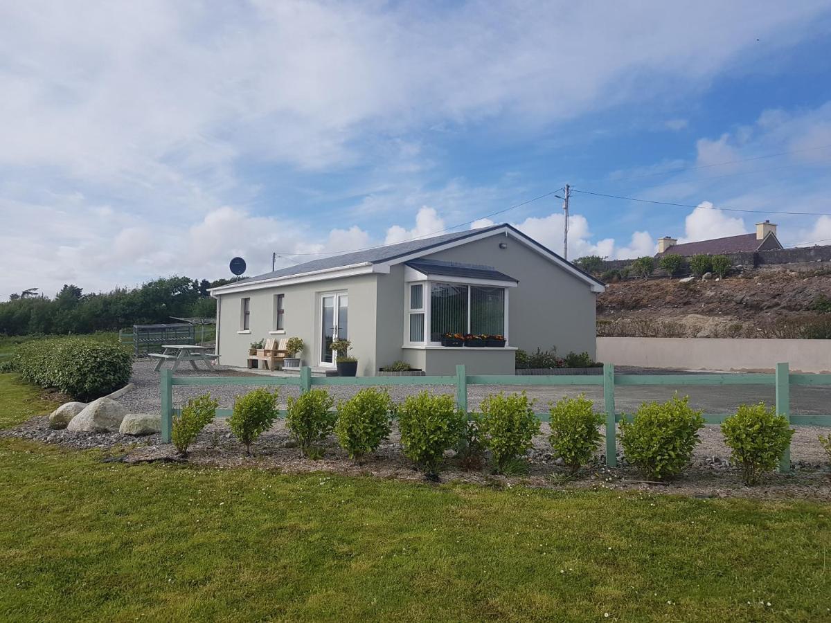 Sea Breeze Cottage Dungloe Bagian luar foto