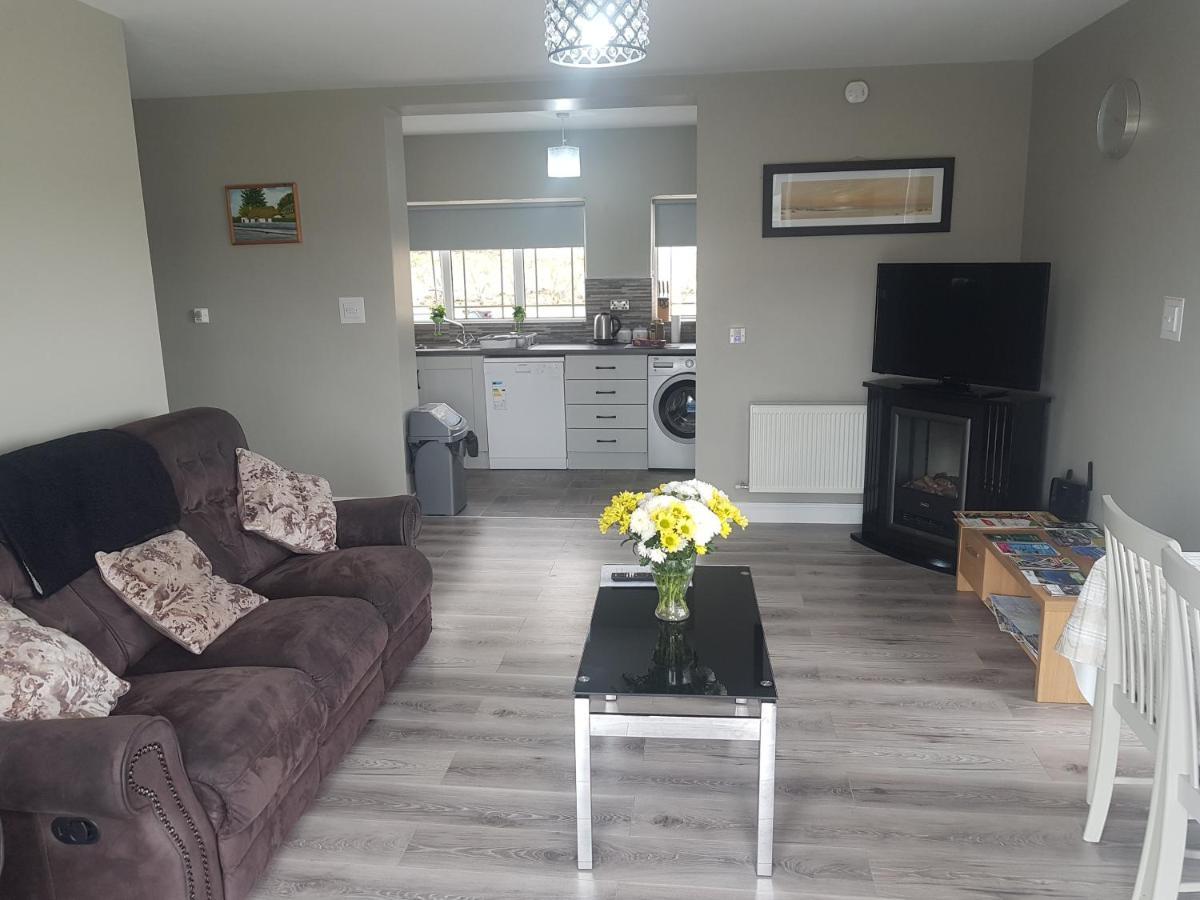 Sea Breeze Cottage Dungloe Bagian luar foto