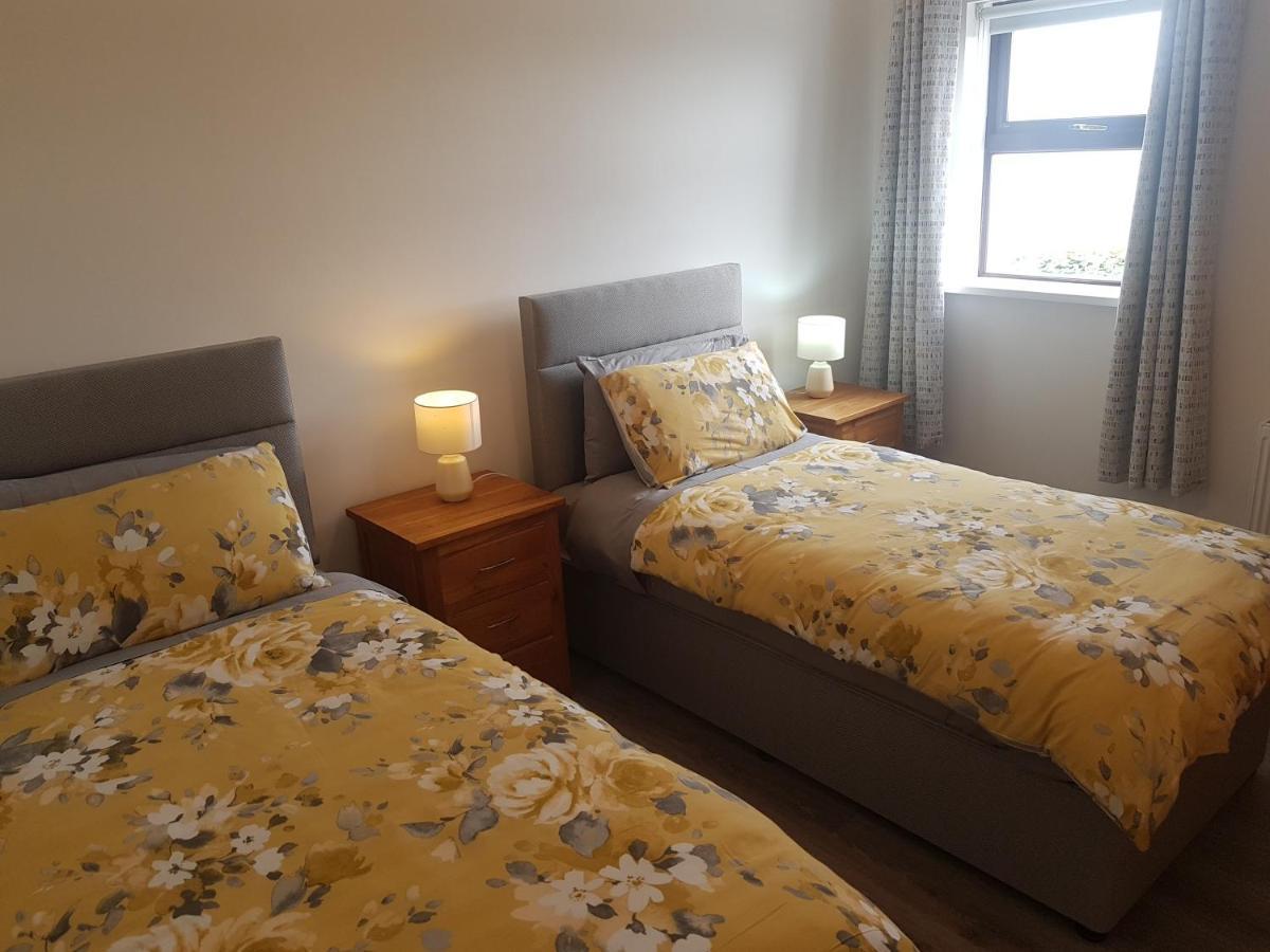 Sea Breeze Cottage Dungloe Bagian luar foto